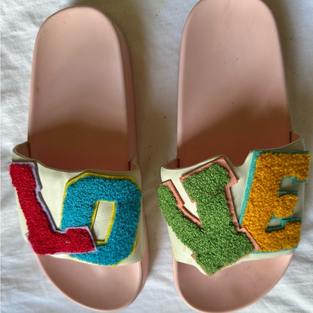 TORY BURCH “LOVE” slides multi-color Size 6.